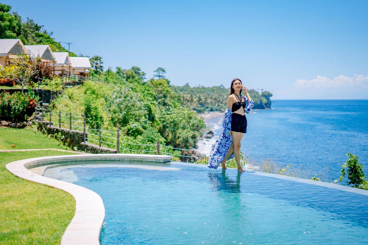 Bali Cliff Glamping Hotel Seraya Exterior foto