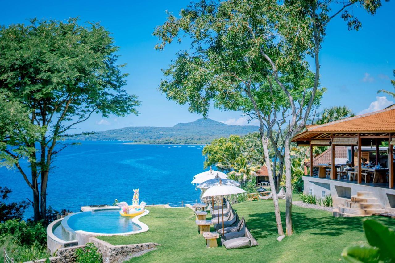 Bali Cliff Glamping Hotel Seraya Exterior foto