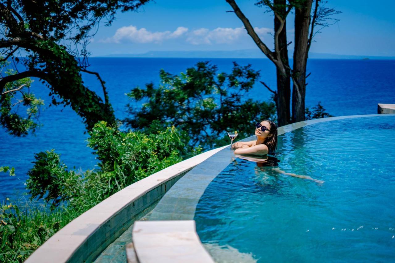 Bali Cliff Glamping Hotel Seraya Exterior foto