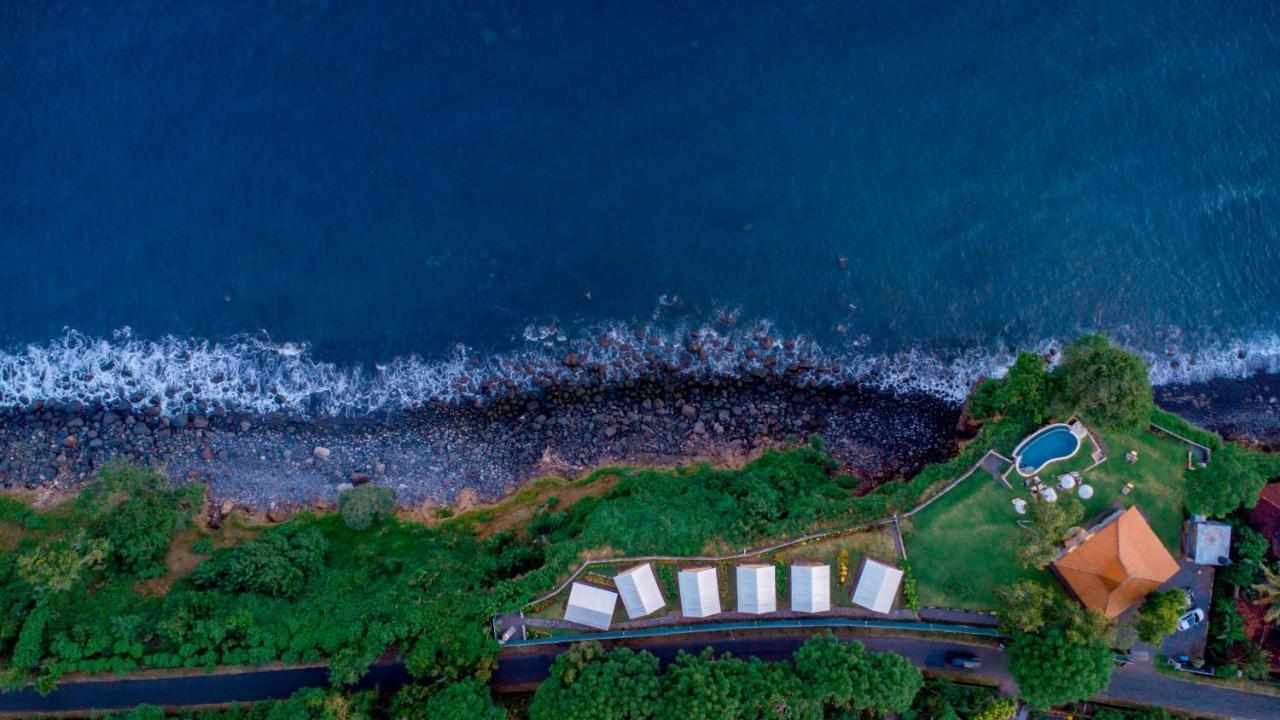 Bali Cliff Glamping Hotel Seraya Exterior foto