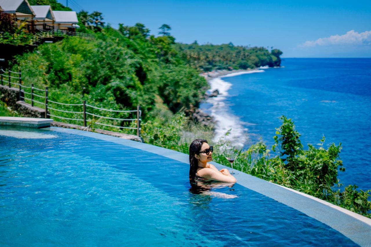 Bali Cliff Glamping Hotel Seraya Exterior foto