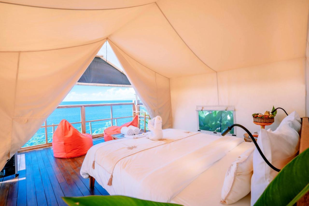 Bali Cliff Glamping Hotel Seraya Exterior foto
