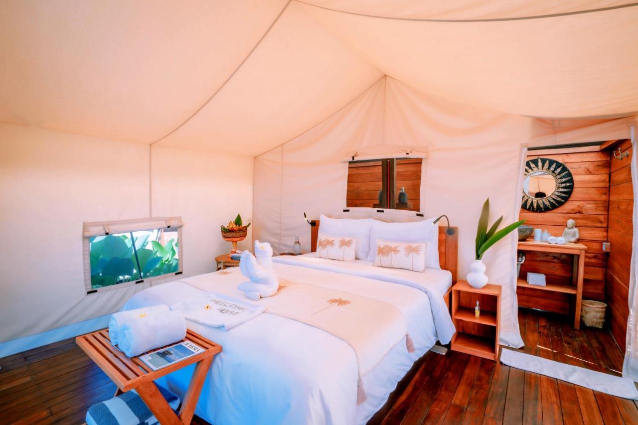 Bali Cliff Glamping Hotel Seraya Exterior foto