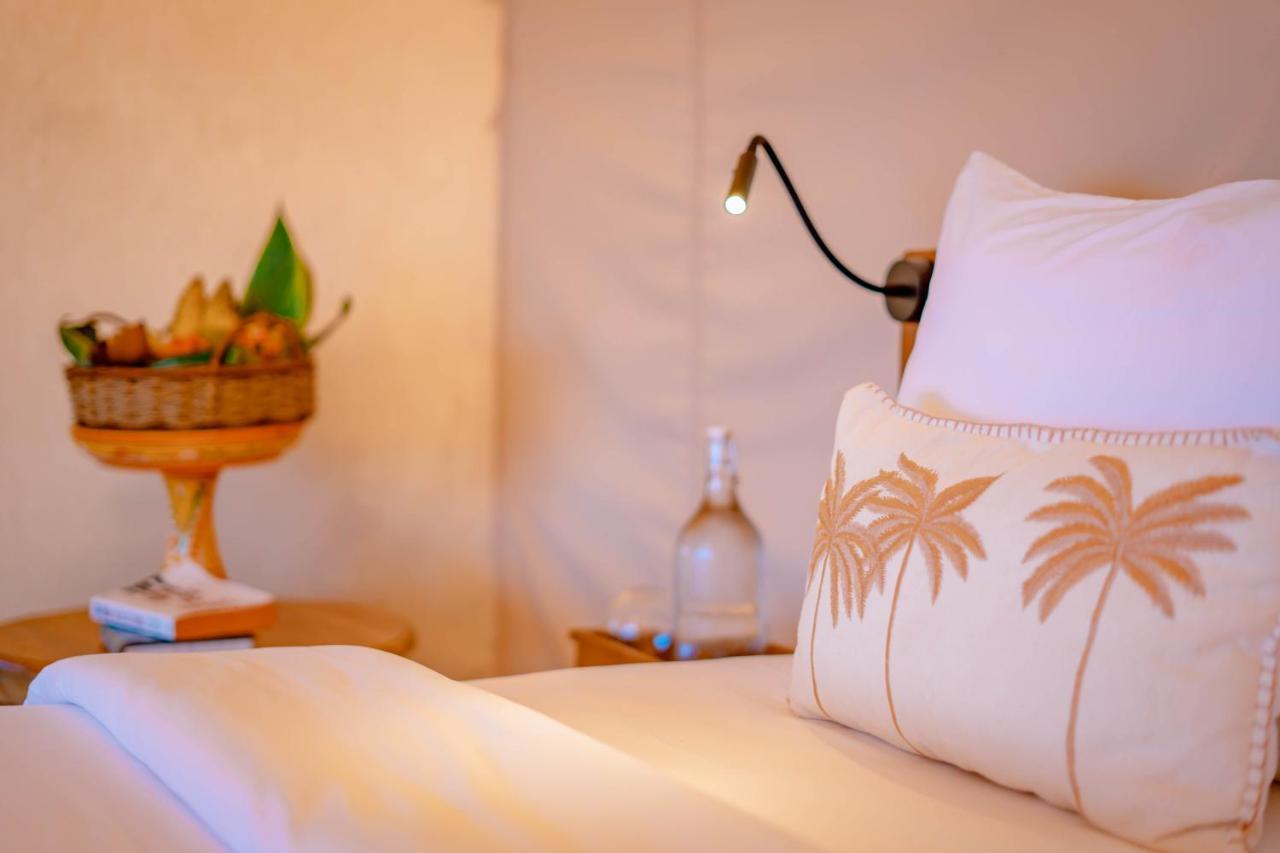 Bali Cliff Glamping Hotel Seraya Exterior foto