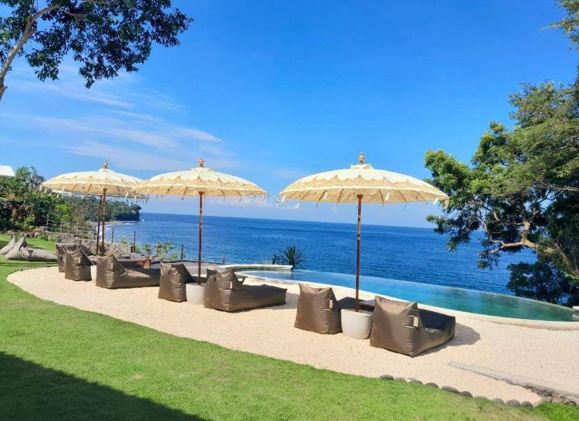 Bali Cliff Glamping Hotel Seraya Exterior foto